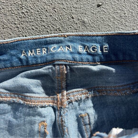 American Eagle Baggy Jean Distressed Light Wash 0 Short - Picture 4 of 8